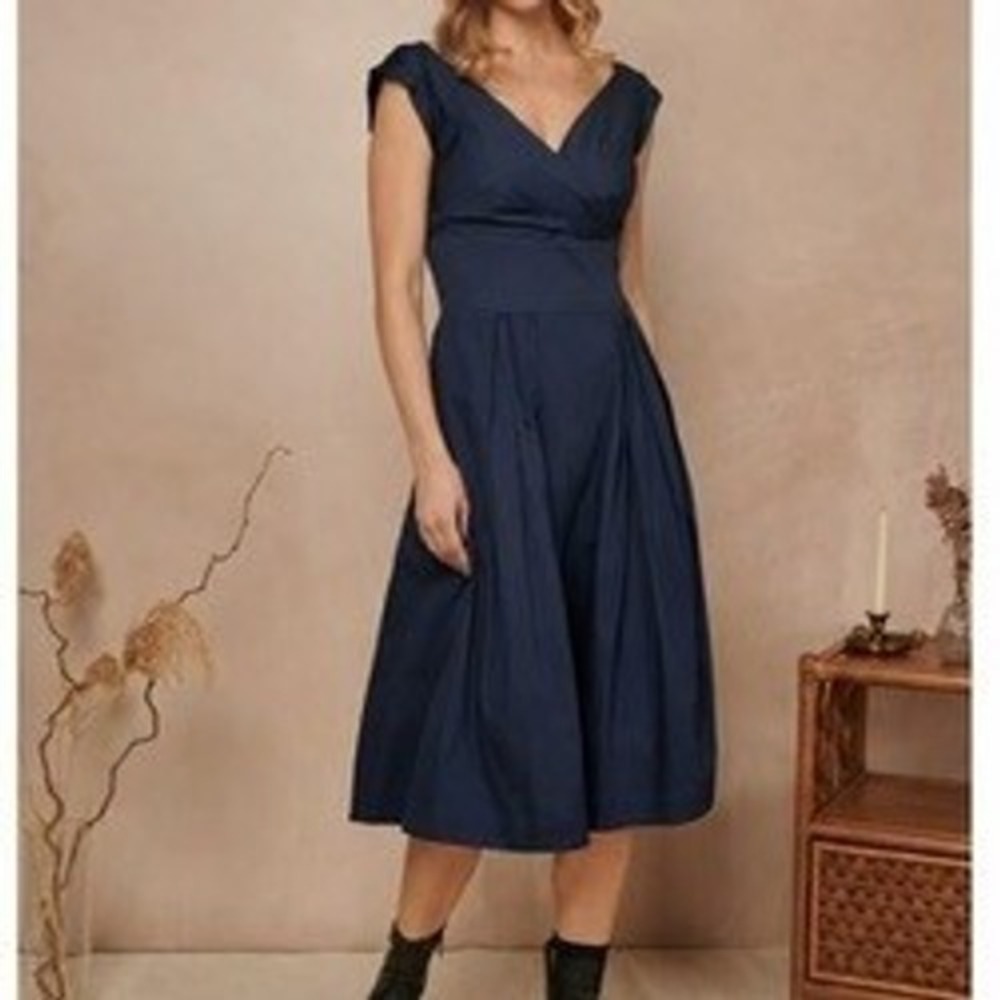 NWT Emily and Fin Florence V-Neck Fit and Flare Midi Dress Navy Cotton Poplin XL